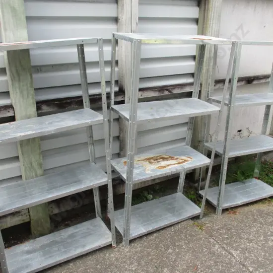 3 Shelves