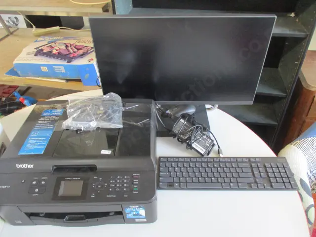 Desktop Computer Etc Image 1++