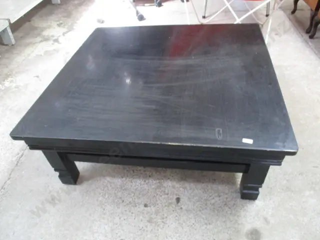Coffee table Image 1++