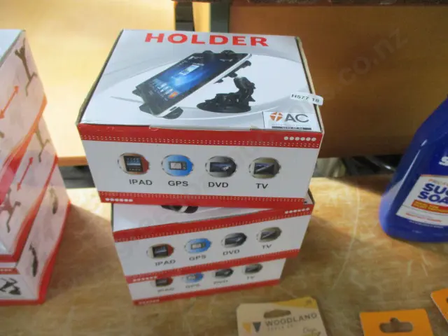 Holders Image 1++