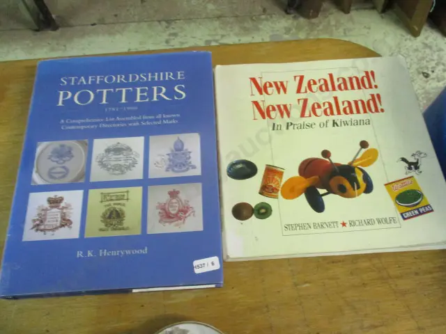 Books Image 1++