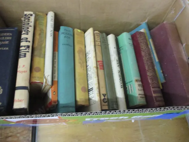 Books Image 1++
