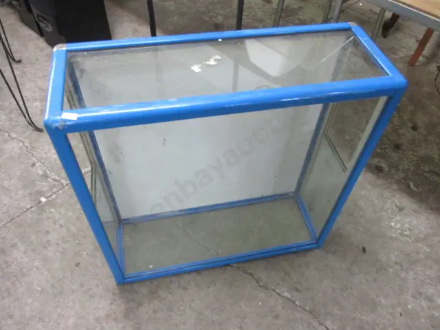 Display Case Image 1++