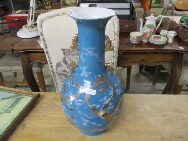 Vase Image 1++