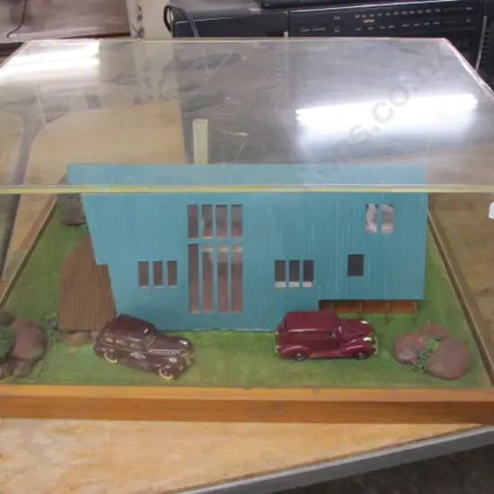 Model Display