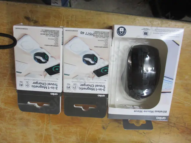 Chargers and Mouse Image 1++