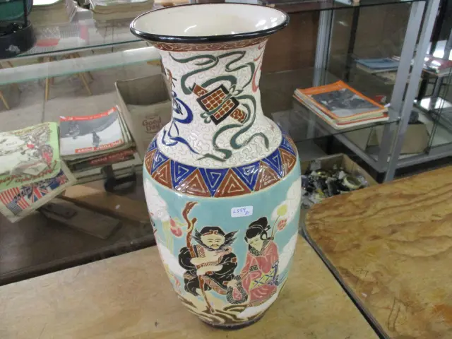 Vase Image 1++