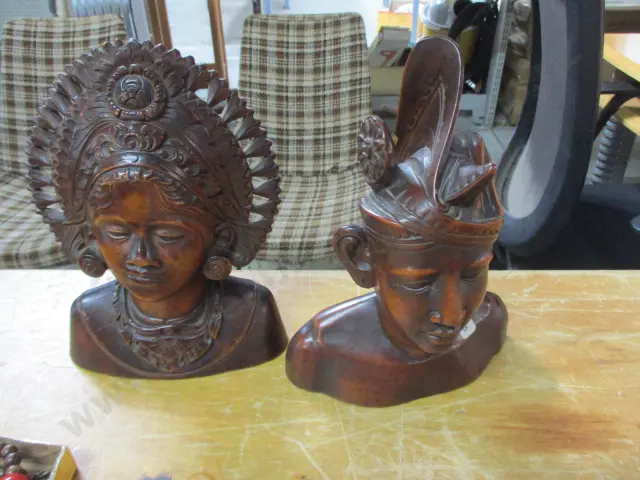 2 Figutres Image 1++