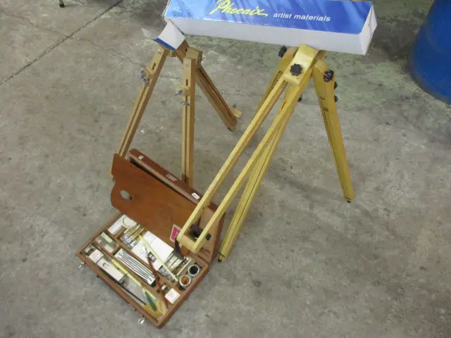 Paint Box Easels Etc Image 1++