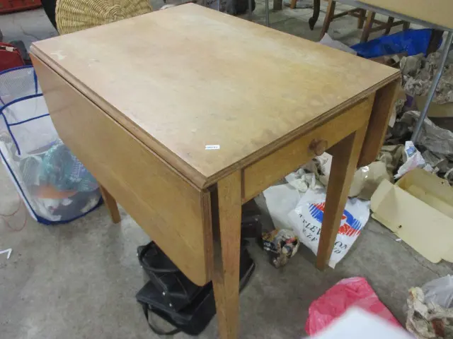 Dropside Table Image 1++