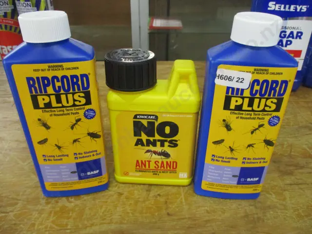 Pesticides Image 1++