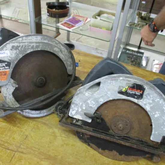 2 Saws