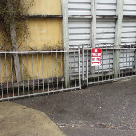 Pr Gates