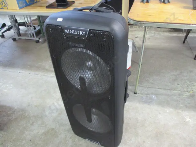 Speakers Image 1++