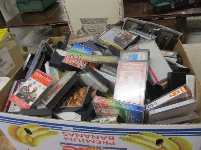 Cassettes Image 1++