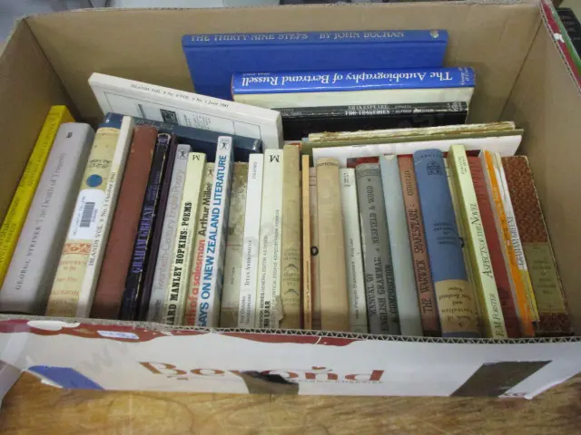 Books Image 1++