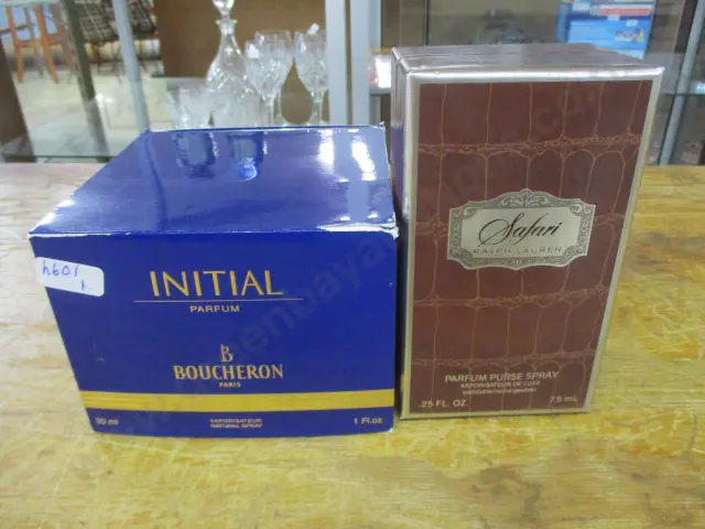 2 Perfumes Image 1++