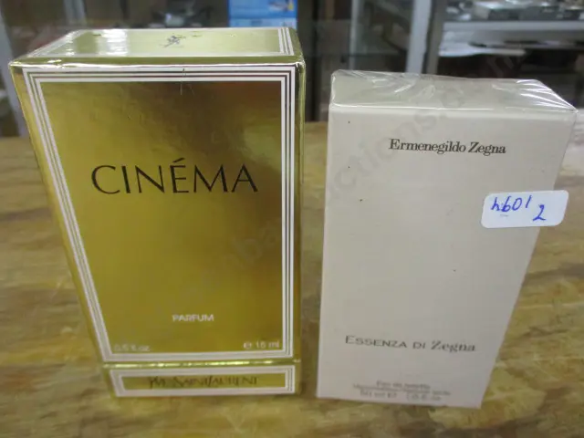 2 Perfumes Image 1++