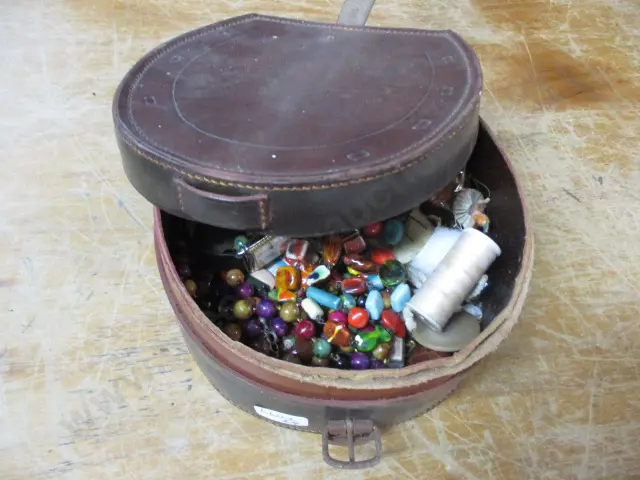 Collar Box Lot Image 1++