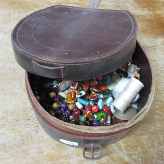 Collar Box Lot