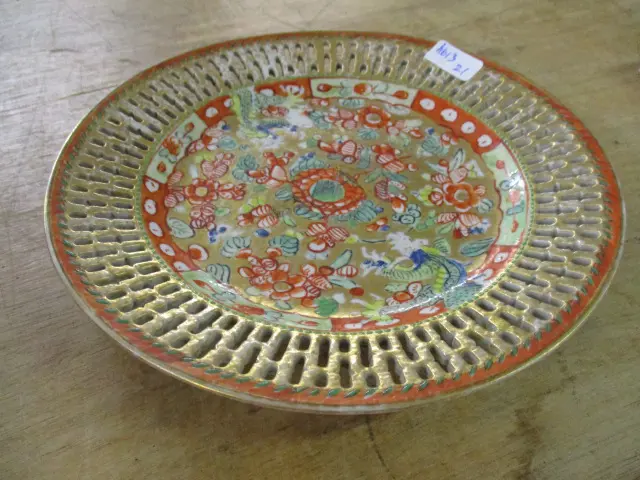 Pierced Plate Image 1++
