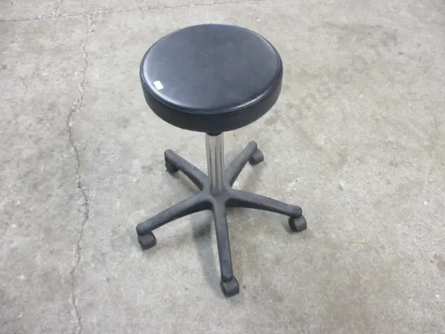 Stool Image 1++