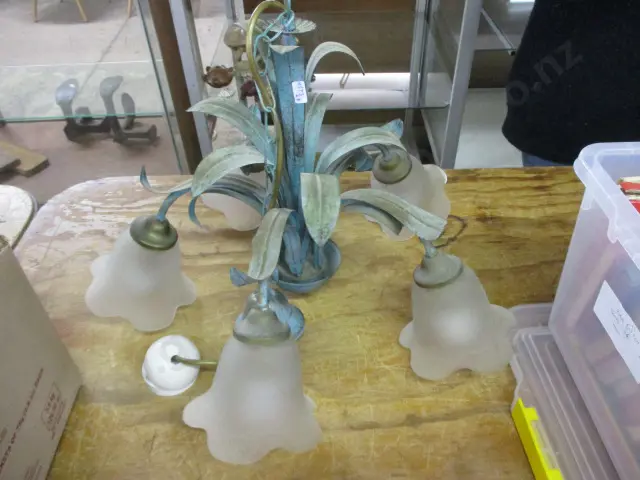 Light Fitting Image 1++