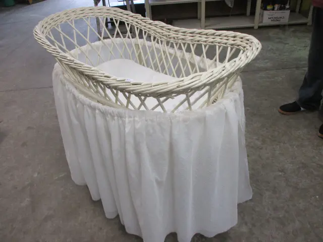 Bassinet Image 1++