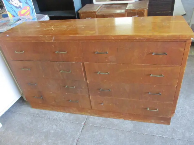 8 Drawer Chest Image 1++