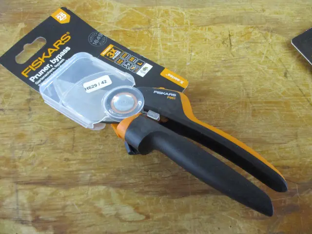 Pruner Image 1++