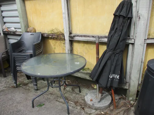 Chairs Table and Umbrela Image 1++