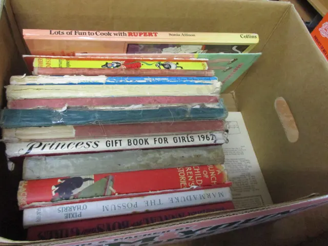 Books Image 1++