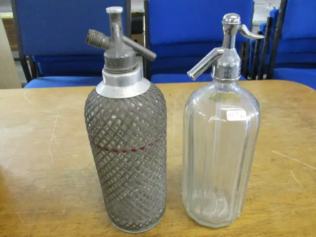 2 Soda Syphons40 Image 1++