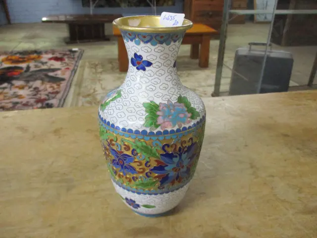 Cloisone Vase Image 1++
