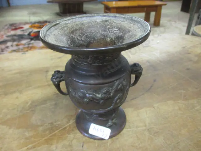 Bronze Pot Image 1++