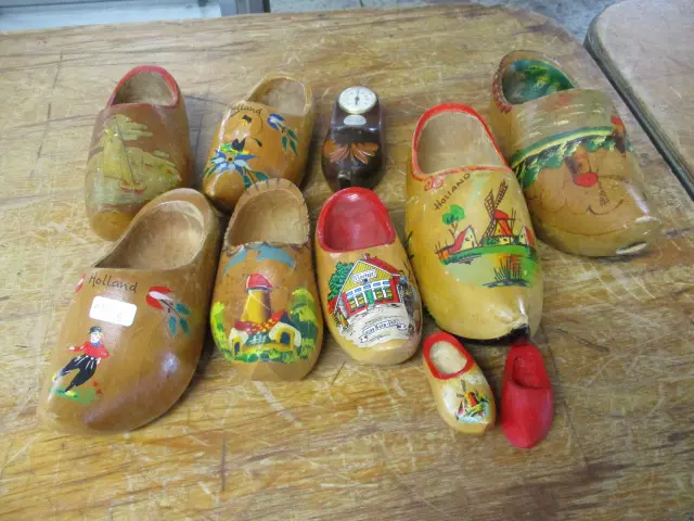 Clogs Image 1++