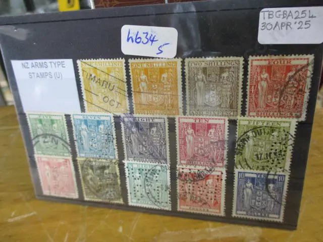 Stamps Nz Arms Image 1++