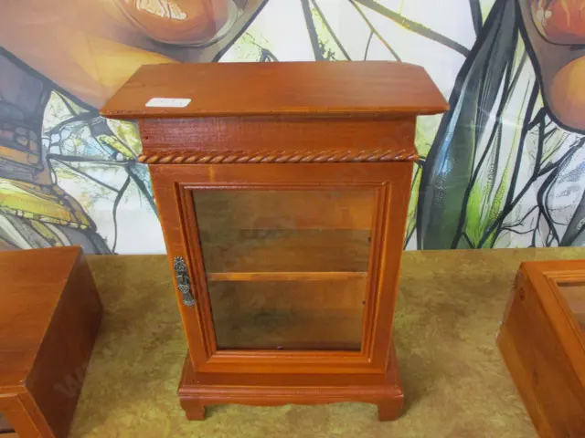 Small Cabinet Image 1++