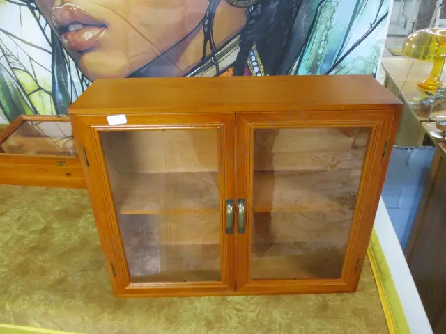 Small Cabinet Image 1++