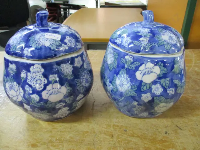 Lidded Pots Image 1++