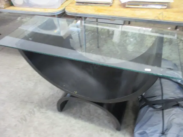 Side Table Image 1++