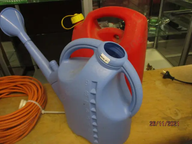 Plastic Cannisters Image 1++