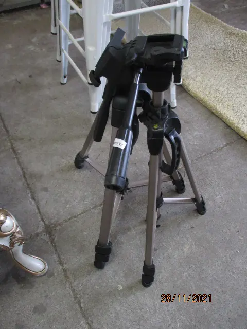 Tripod Parts Image 1++