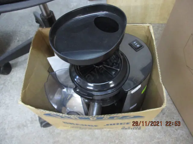 Juice Extractor Image 1++