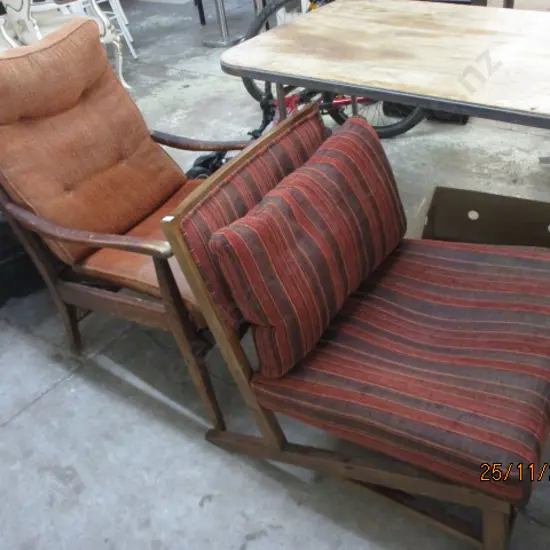 2Retro Chairs