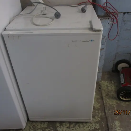 Underbench Fridge