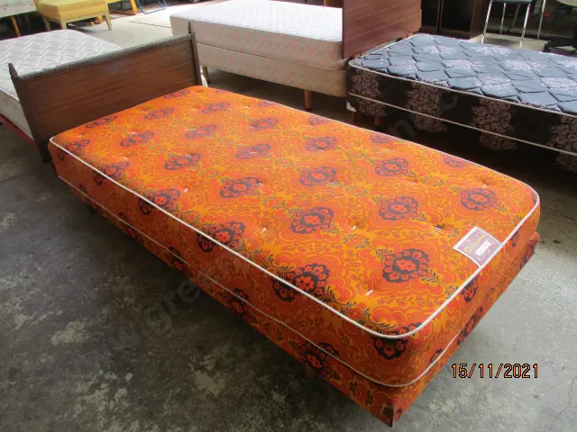 Single Bed Image 1++