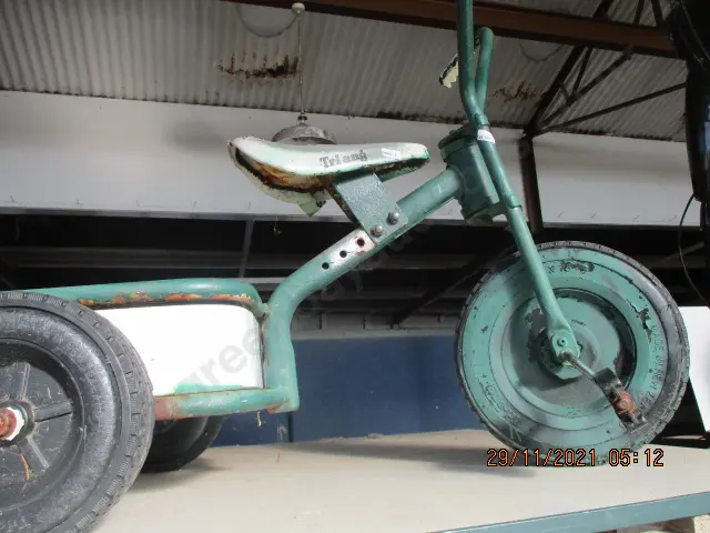 Tricycle Image 1++