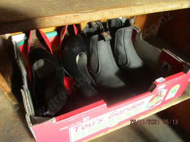 Footware Image 1++