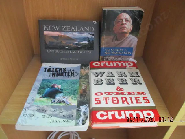 Books Image 1++